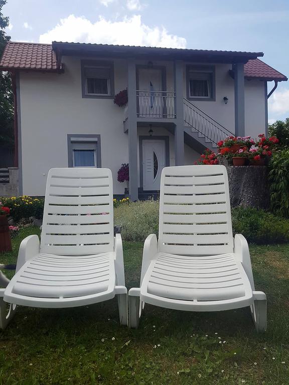 Guesthouse Samolov Vrhovine Luaran gambar
