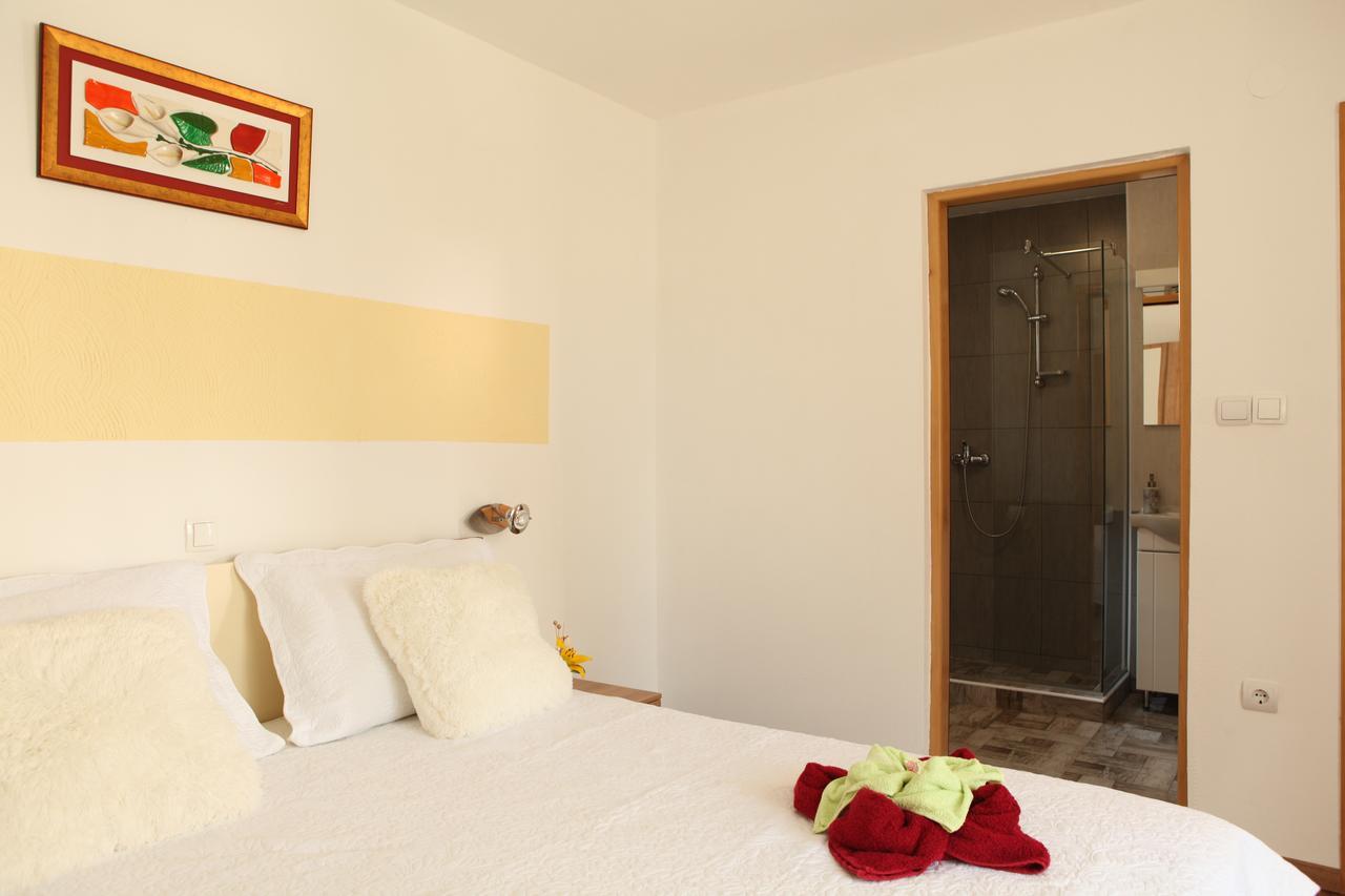 Guesthouse Samolov Vrhovine Luaran gambar